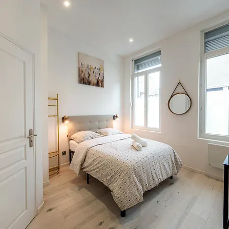 Apartment Le Petit Joyau De Voltaire *